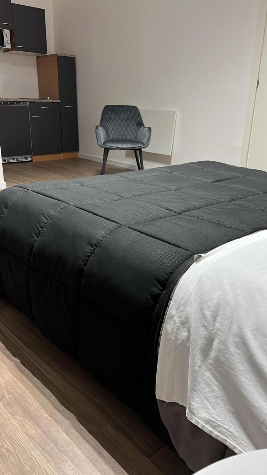 Business Home Piazza Cesare Battisti B&B Residence ฟอจเจีย ภายนอก รูปภาพ